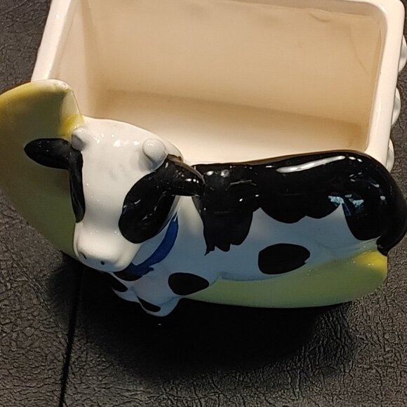 𝅺cow over the moon ceramic baby planter - Picture 2 of 5